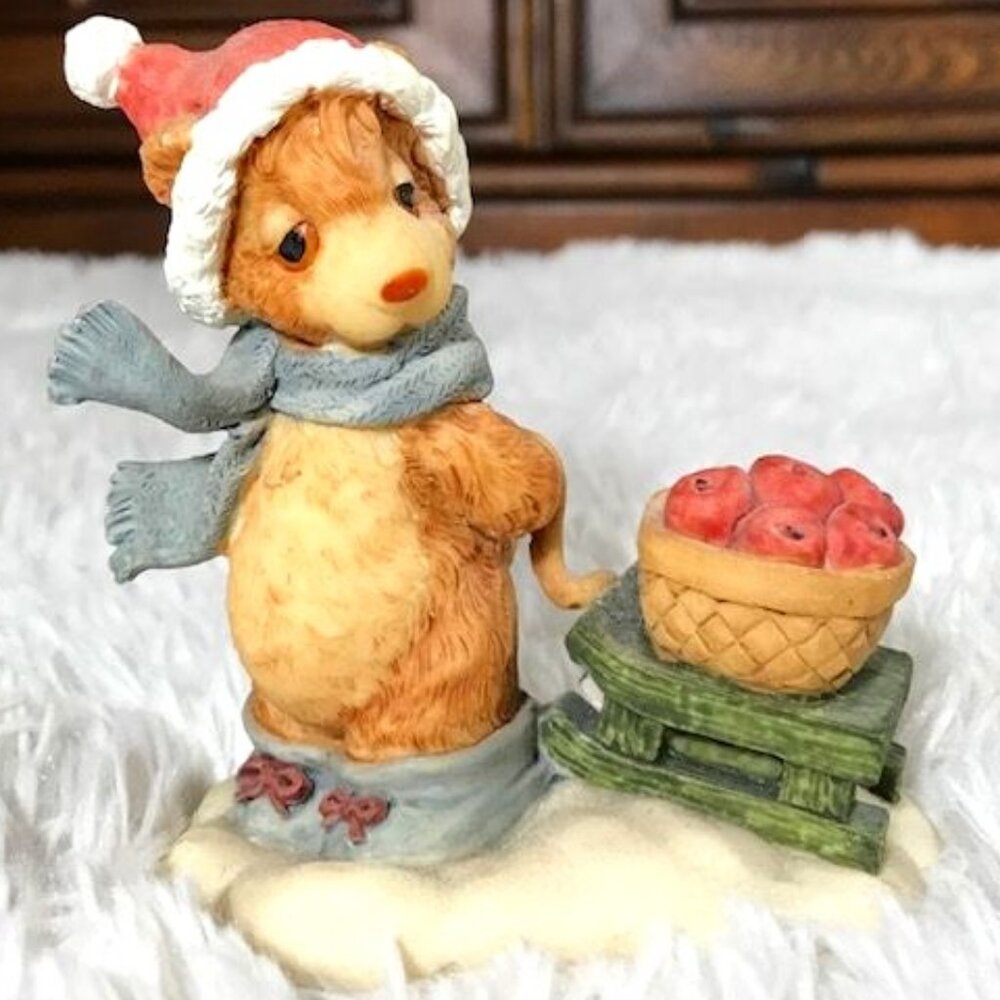 Vintage Westland Bear for All Seasons 'Apples For You' Figurine